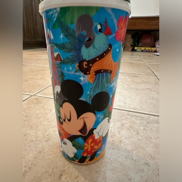 Disney Typhoon Lagoon Reusable Drink Cup Tumbler with straw - Picture 6 of 9